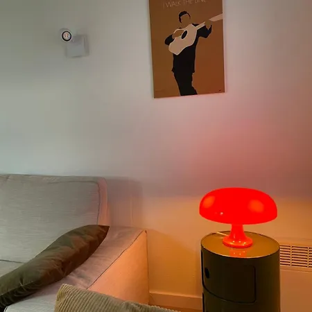 Atmospheric, Quietly Located Polder With Private P *